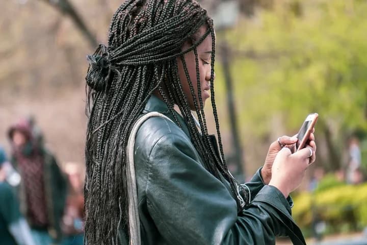 Hey Sis, Maybe Don't Join that Online Mom Group
